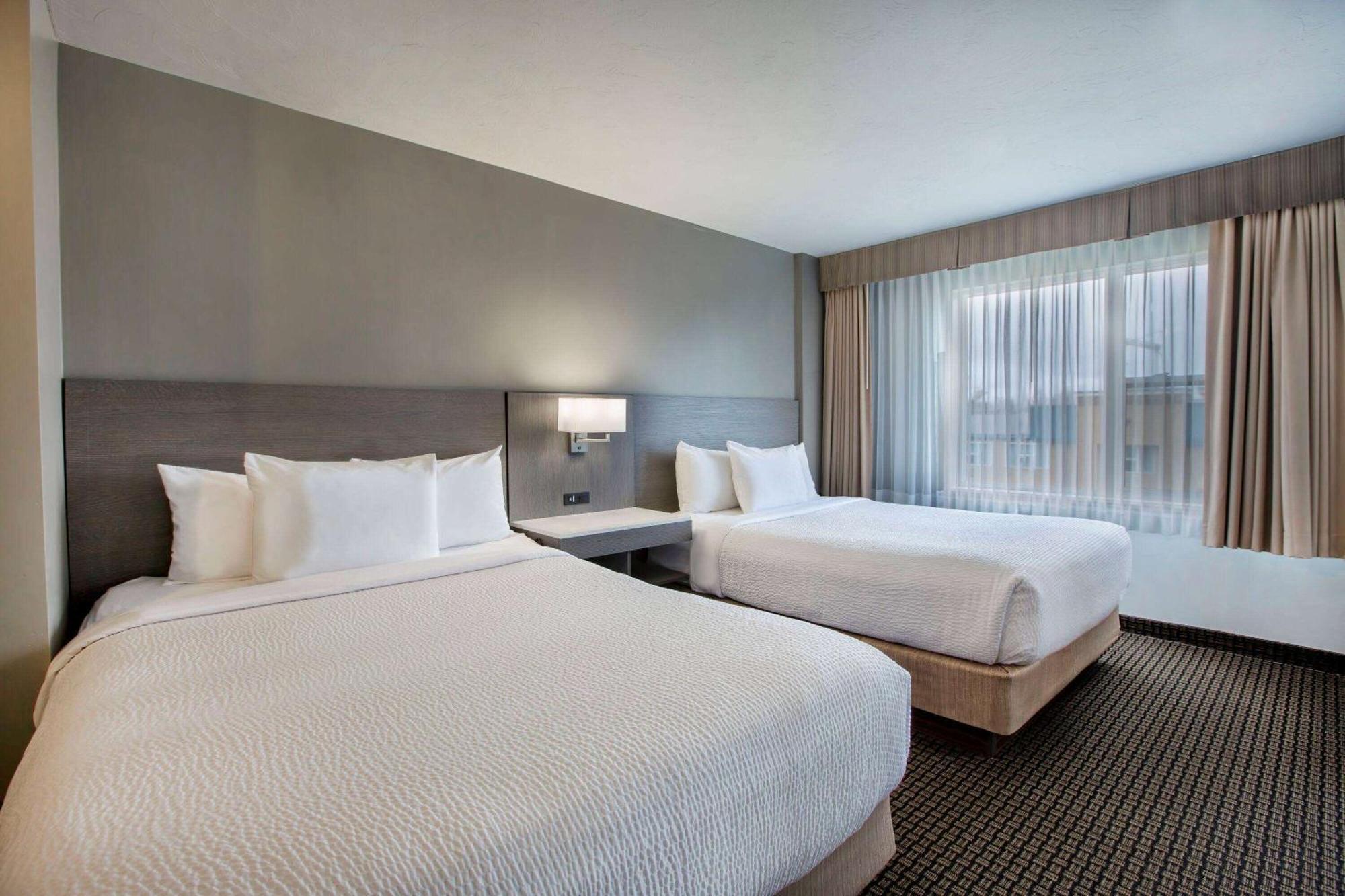 Days Inn & Suites By Wyndham Moncton Exteriér fotografie