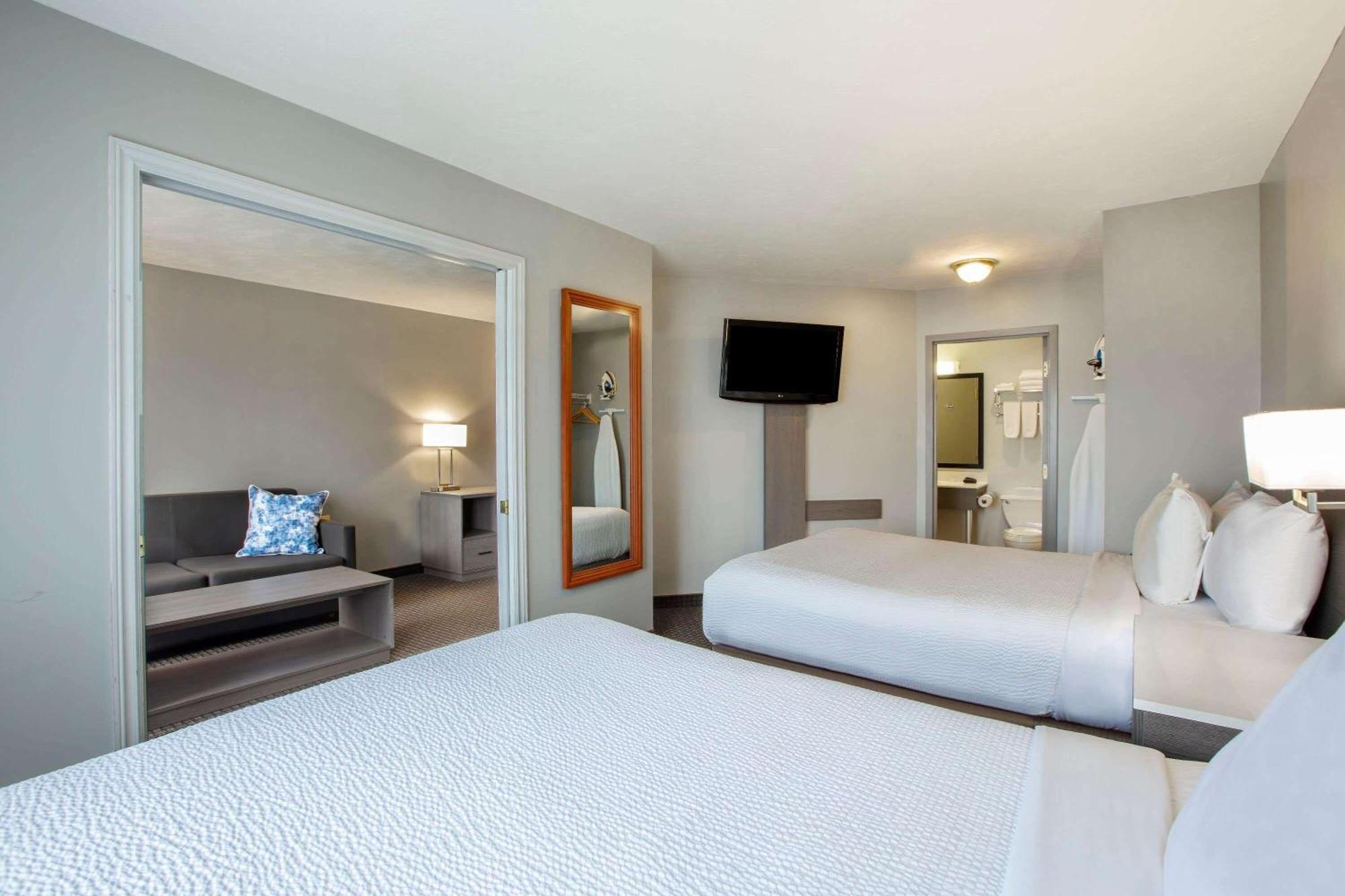 Days Inn & Suites By Wyndham Moncton Exteriér fotografie