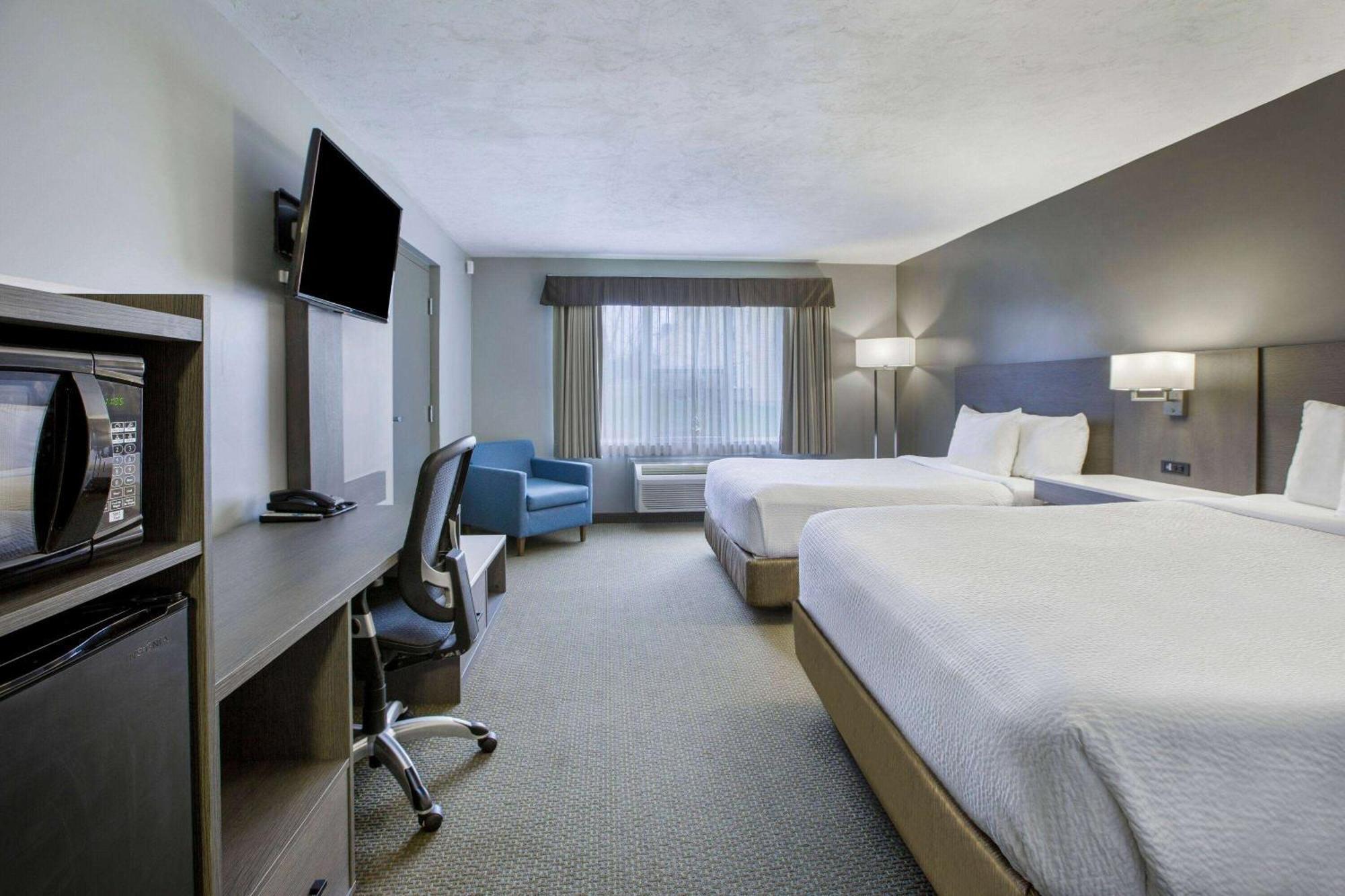 Days Inn & Suites By Wyndham Moncton Exteriér fotografie
