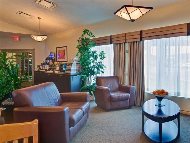 Days Inn & Suites By Wyndham Moncton Exteriér fotografie